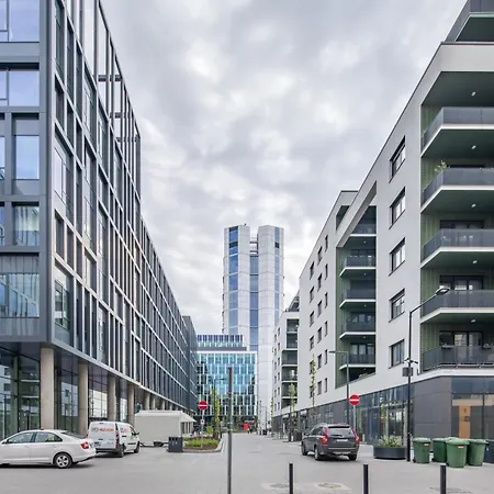 Balcony - Sunny - Modern