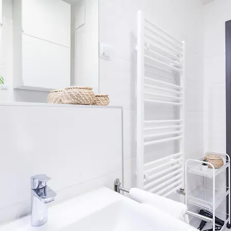 Balcony - Sunny - Modern شقة