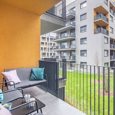 Balcony - Sunny - Modern * 布达佩斯